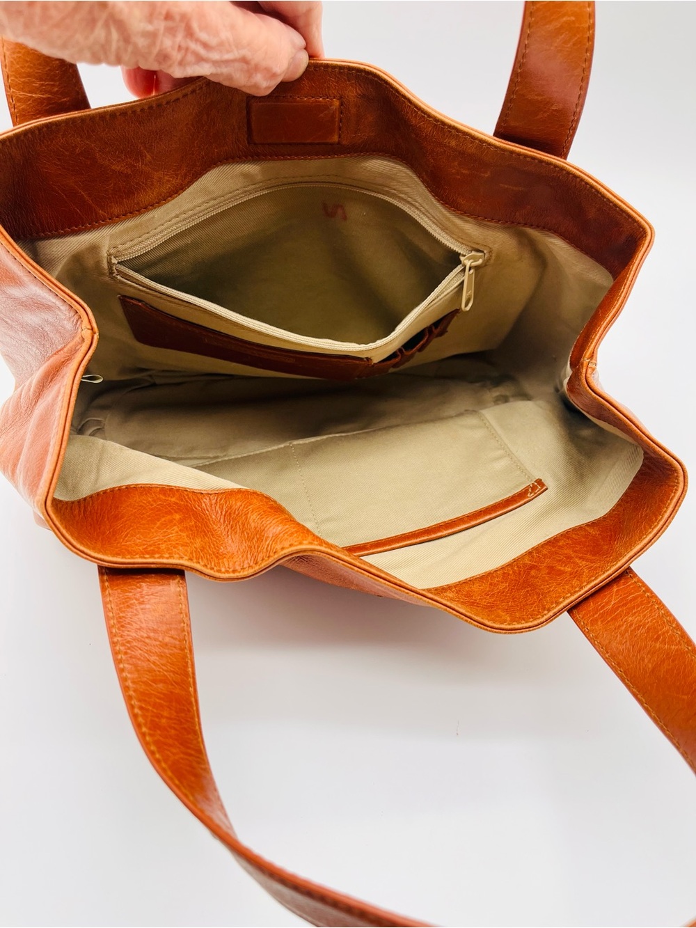 Reto Nordstrom Cognac Leather Shoulder Bag Suede Leaf Appliqués Hobo Bucket - Picture 7 of 11